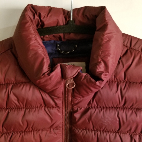 Gap Kids Puffer Vest, Burgundy/Navy, Medium - Picture 3 of 8